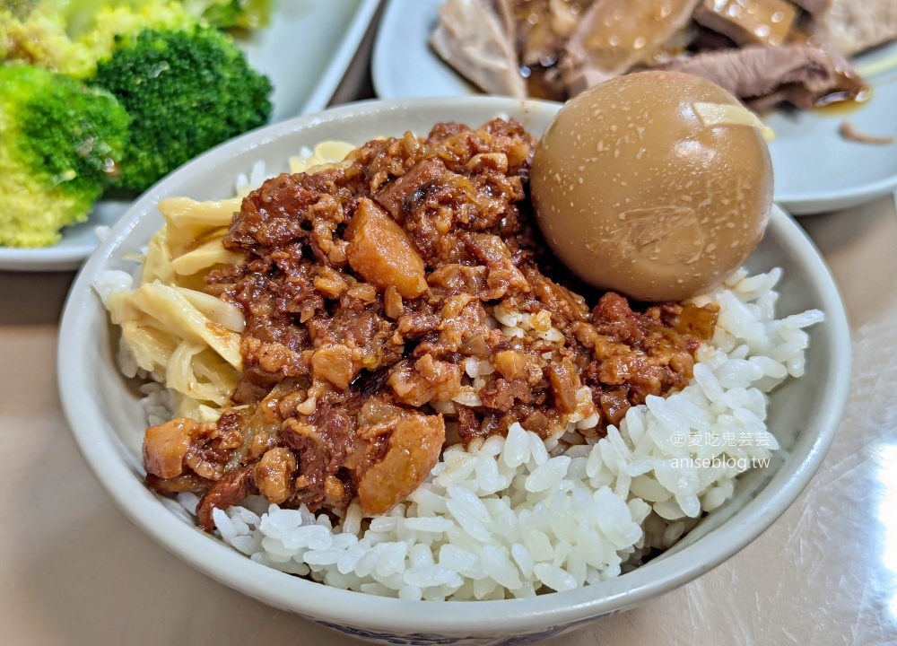 楊切仔麵，黑白切小菜豐富美味，桃園市深夜食堂(姊姊食記)