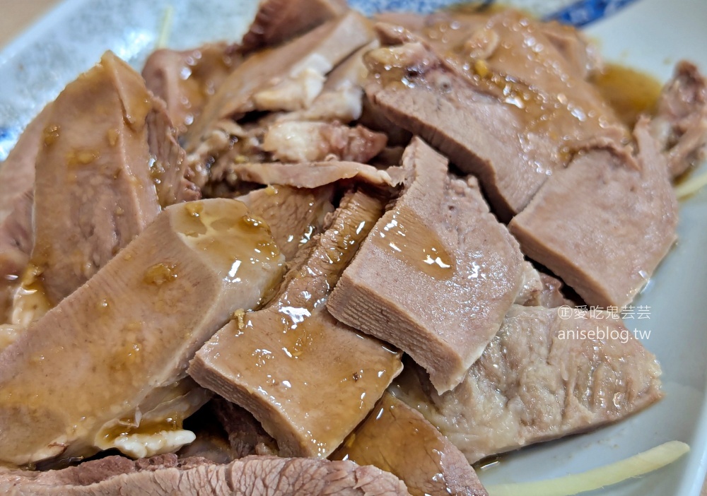 楊切仔麵，黑白切小菜豐富美味，桃園市深夜食堂(姊姊食記)