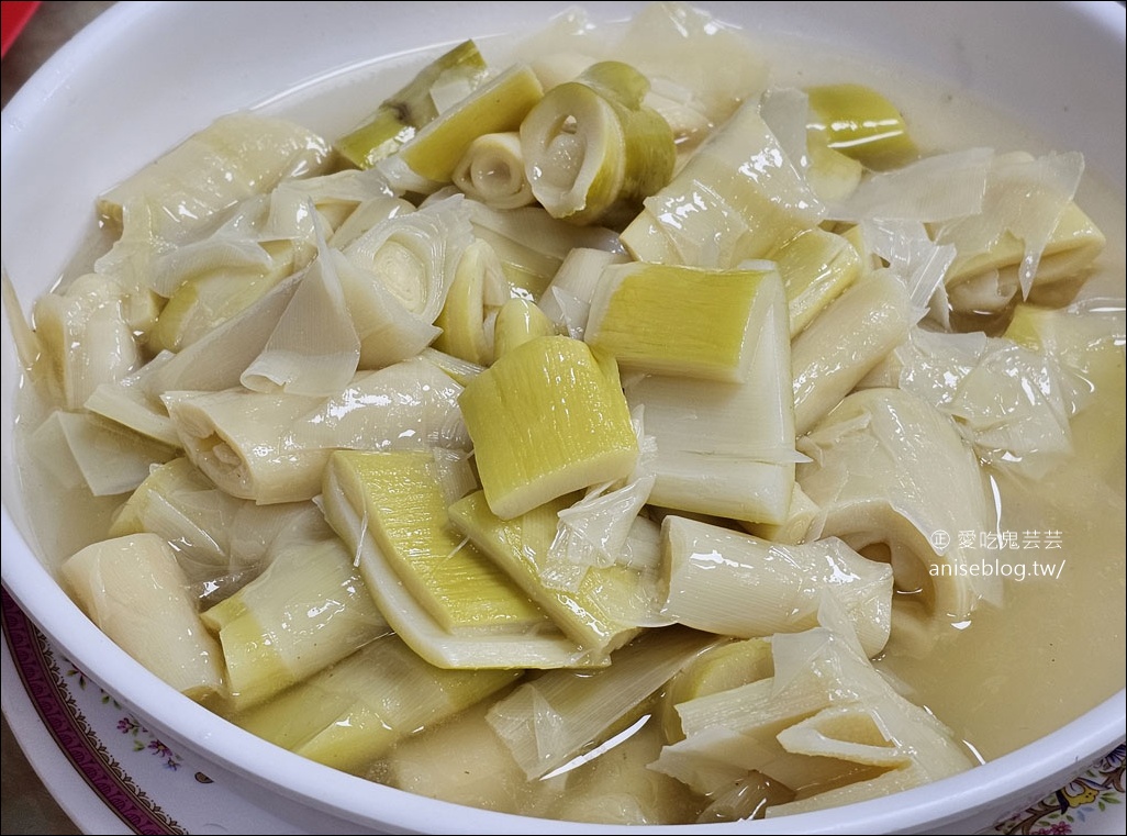 雙溪大眾餐館,龍蝦炒菜脯招牌必點 (外掛海山餅舖、蔡冰) (文末菜單) 雙溪大眾餐館,龍蝦炒菜脯招牌必點 (外掛海山餅舖、蔡冰) (文末菜單)