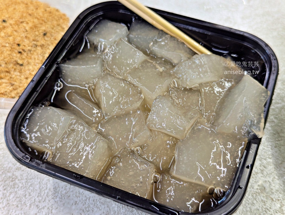 公園粉條甜品專賣，泰山古早味冰品美食(姊姊食記)