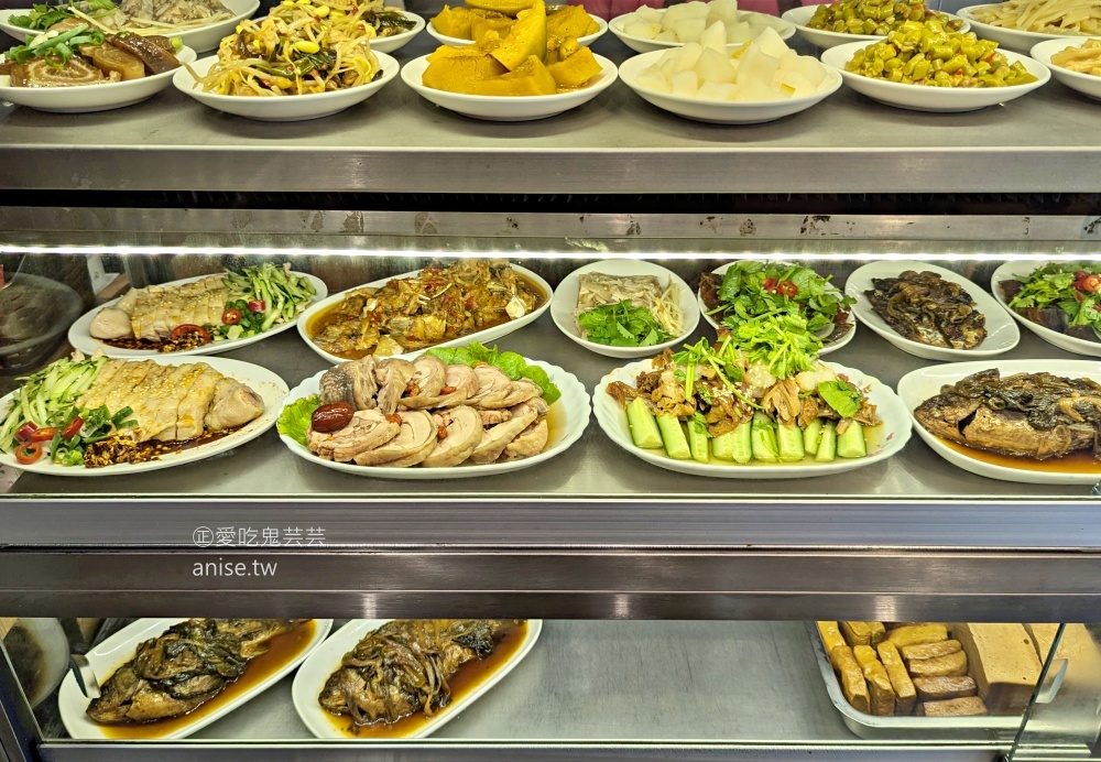 王德福滷担,直接收錄為愛店的美味小吃,新店美食(姊姊食記) 王德福滷担,直接收錄為愛店的美味小吃,新店美食(姊姊食記)