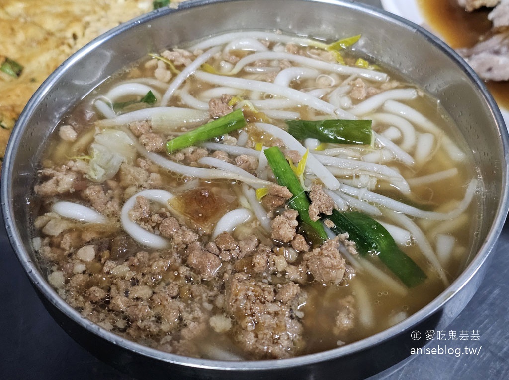 雨傘店/阿川麵店，在地人愛吃的個性麵店，營業時間不定