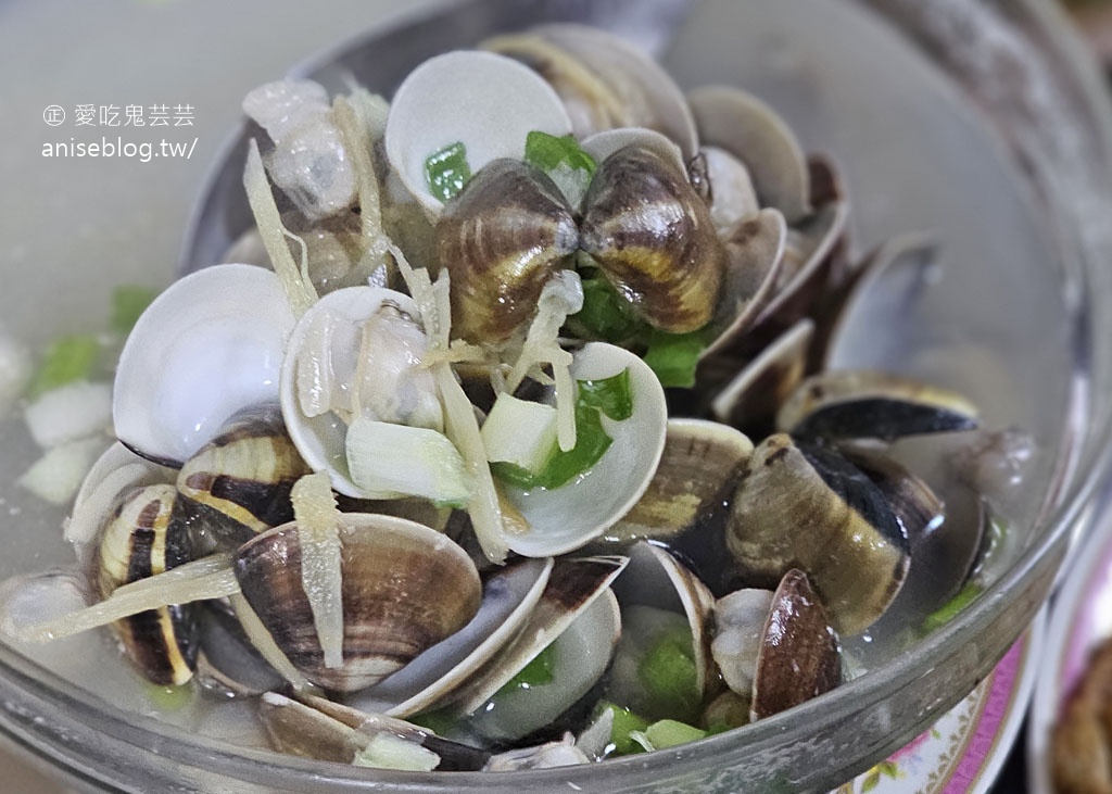 雨傘店/阿川麵店，在地人愛吃的個性麵店，營業時間不定