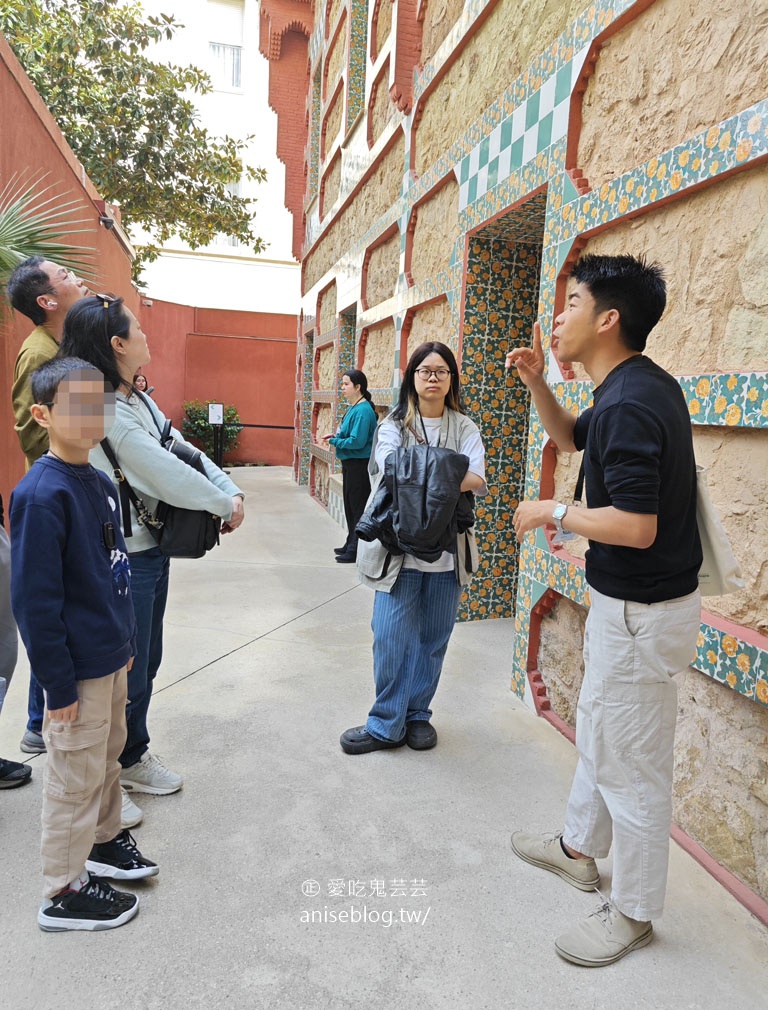 維森斯之家（ Casa Vicens），高第的第一個建築作品，融合東方元素的花不溜丟磁磚風，世界文化遺產