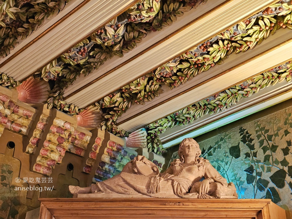 維森斯之家（ Casa Vicens），高第的第一個建築作品，融合東方元素的花不溜丟磁磚風，世界文化遺產