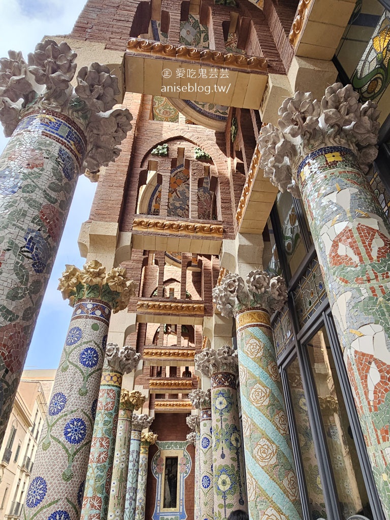 加泰隆尼亞音樂宮，巴塞隆納唯一的現代主義音樂廳 (世界文化遺產)