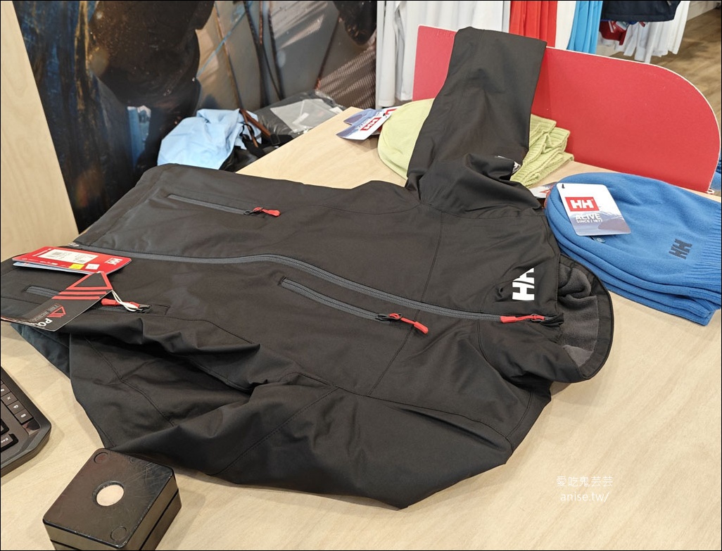 黃金海岸半日遊 | 鵜鶘餵食秀、海港城outlet、野生袋鼠、沙灘變斷崖