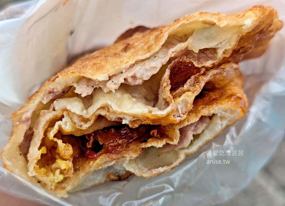 鮮肉蔥油餅 (高雄蔥油餅)，桃園大園看飛機吃美食(姊姊食記)