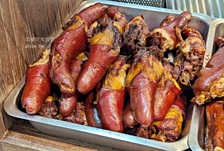 老麵店，迪化街七十年古早味，招牌四醬麵滷味豬尾巴都推薦(姊姊食記)