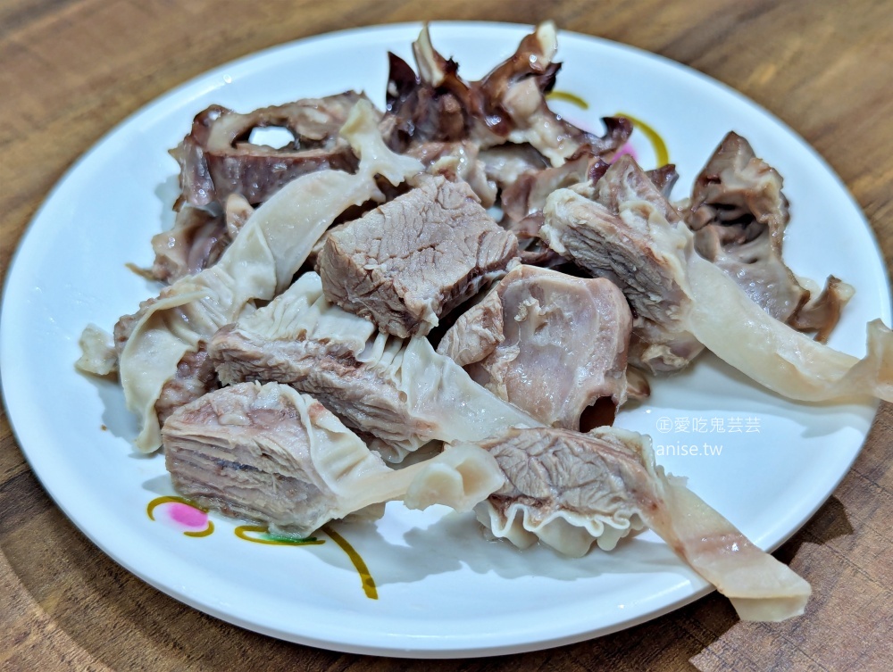 老麵店，迪化街七十年古早味，招牌四醬麵滷味豬尾巴都推薦(姊姊食記)