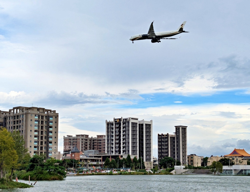 華興池生態埤塘公園，宛如迷你版摩西分海，桃園大園親子景點(姊姊遊記)