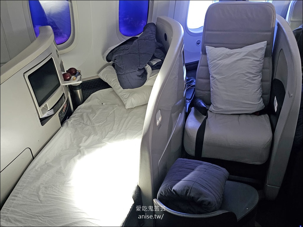 紐西蘭航空商務艙、空中沙發開箱 (搭乘日期：2025.8.5)