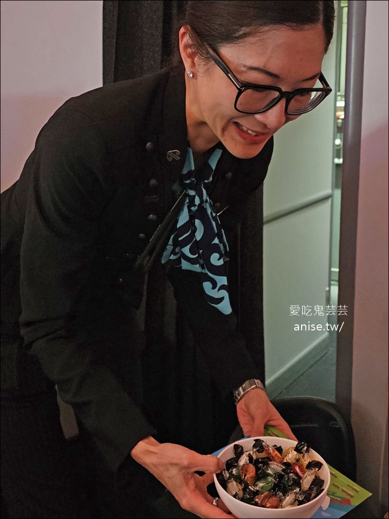 紐西蘭航空商務艙、空中沙發開箱 (搭乘日期：2025.8.5)