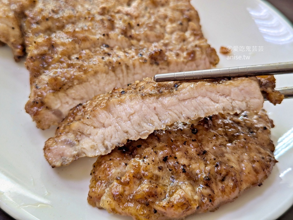 丰清揚小吃店，厚實排骨與香噴噴炒飯的絕配組合，新北投站美食(姊姊食記)