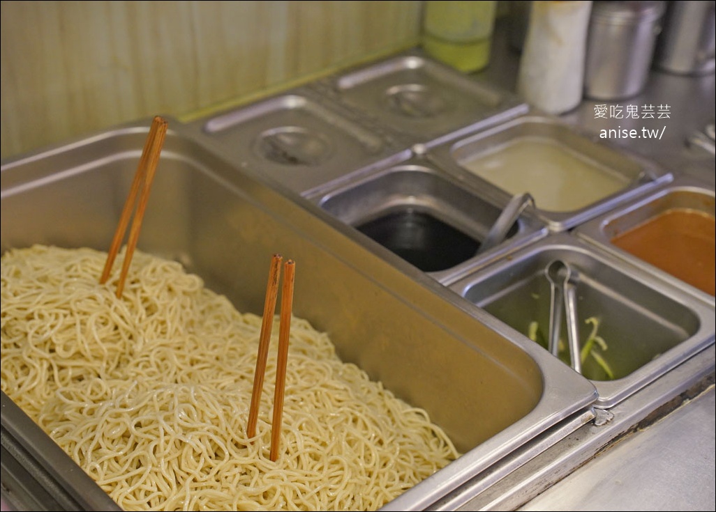 蘭花亭涼麵(創始店)，50年老店加入創新元素