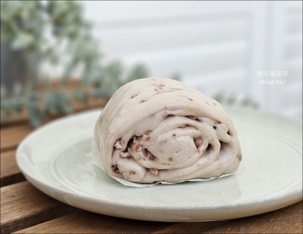 老麵酵匠包子饅頭桃園藝文店，料好實在，50%老麵的好味道！