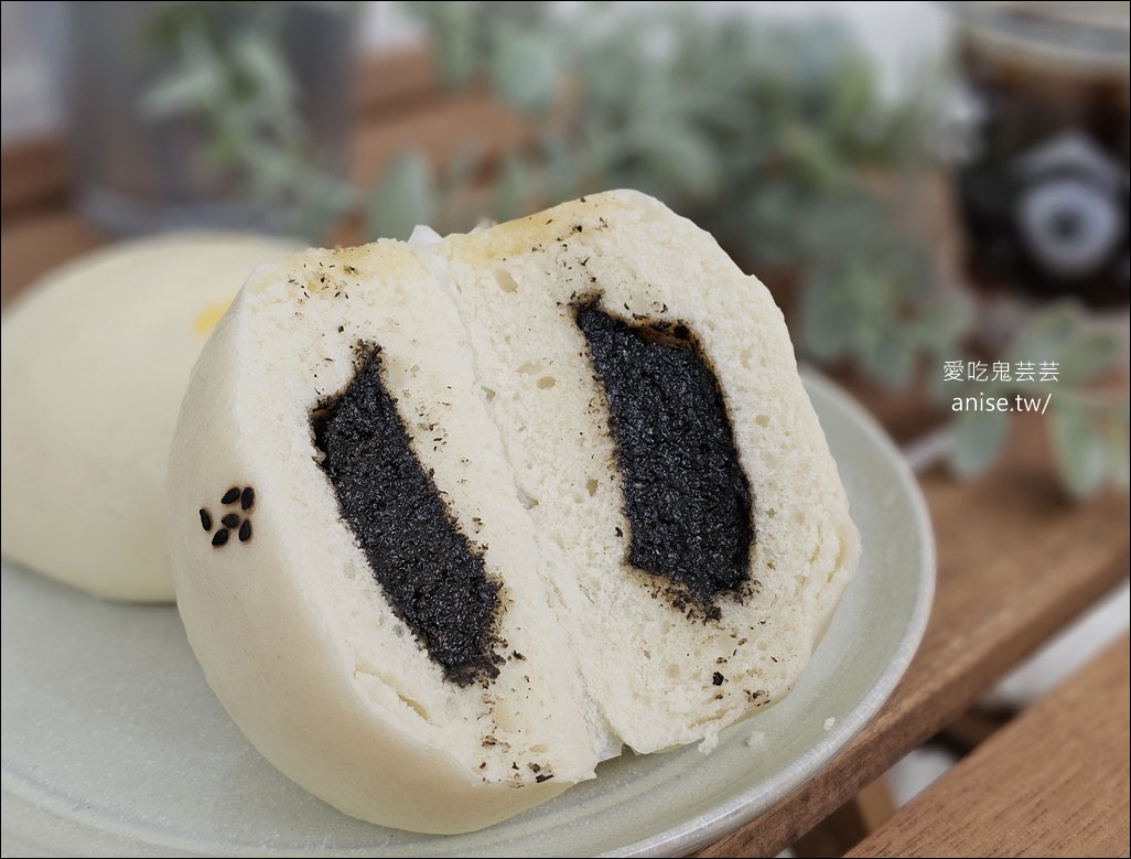 老麵酵匠包子饅頭桃園藝文店，料好實在，50%老麵的好味道！