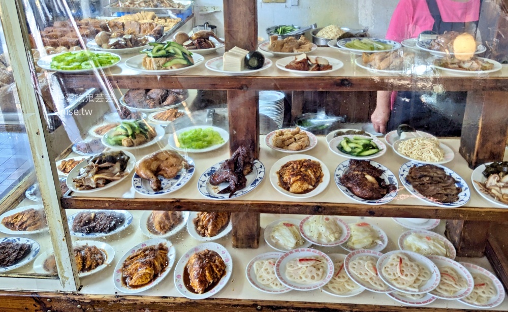 南川麵館,好吃但有點貴,新店中正路美食(姊姊食記) 南川麵館,好吃但有點貴,新店中正路美食(姊姊食記)