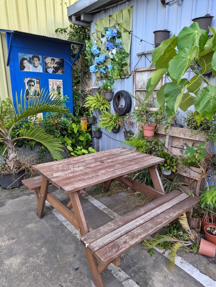 正光照相館-米腸香腸切，復古場景拍照好去處，桃園大園外帶美食(姊姊食記)