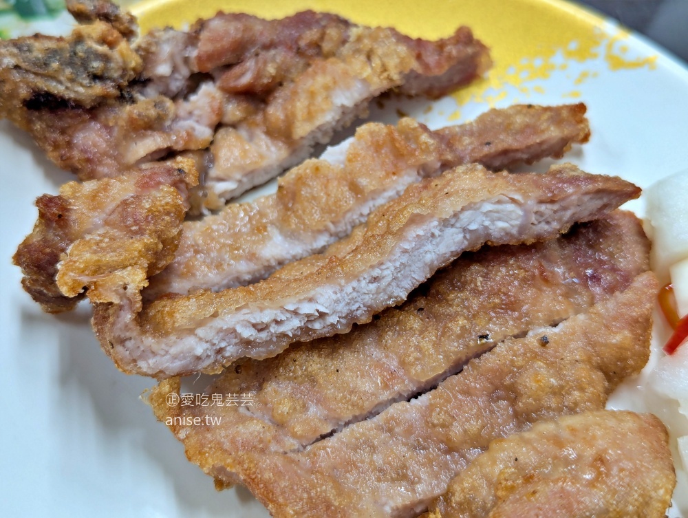 三味香麵店，巨大包子與菜肉餛飩，三代傳承桃源街美食老店(姊姊食記)