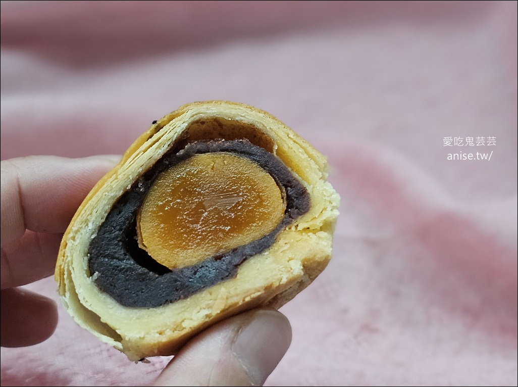 台中蛋黃酥 | 松鼠 ‧ 私藏甜點，神秘的甜點工作室 (預約制) @愛吃鬼芸芸