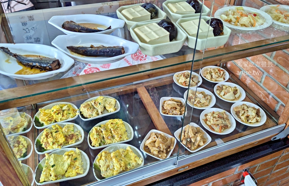 龐家肉羹，是為了蒸蛋味增湯來的😋，捷運動物園站美食(姊姊食記)