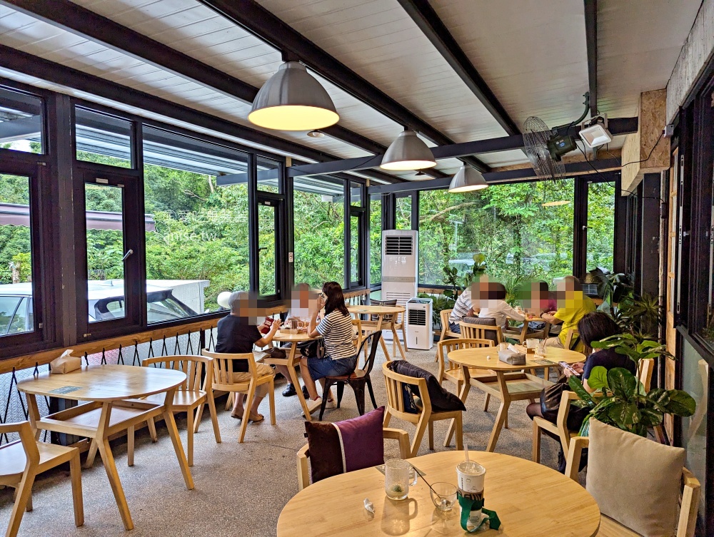 無聊秘境，超豐盛的波奇碗早午餐用料實在，三峽台七乙線美食(姊姊食記)