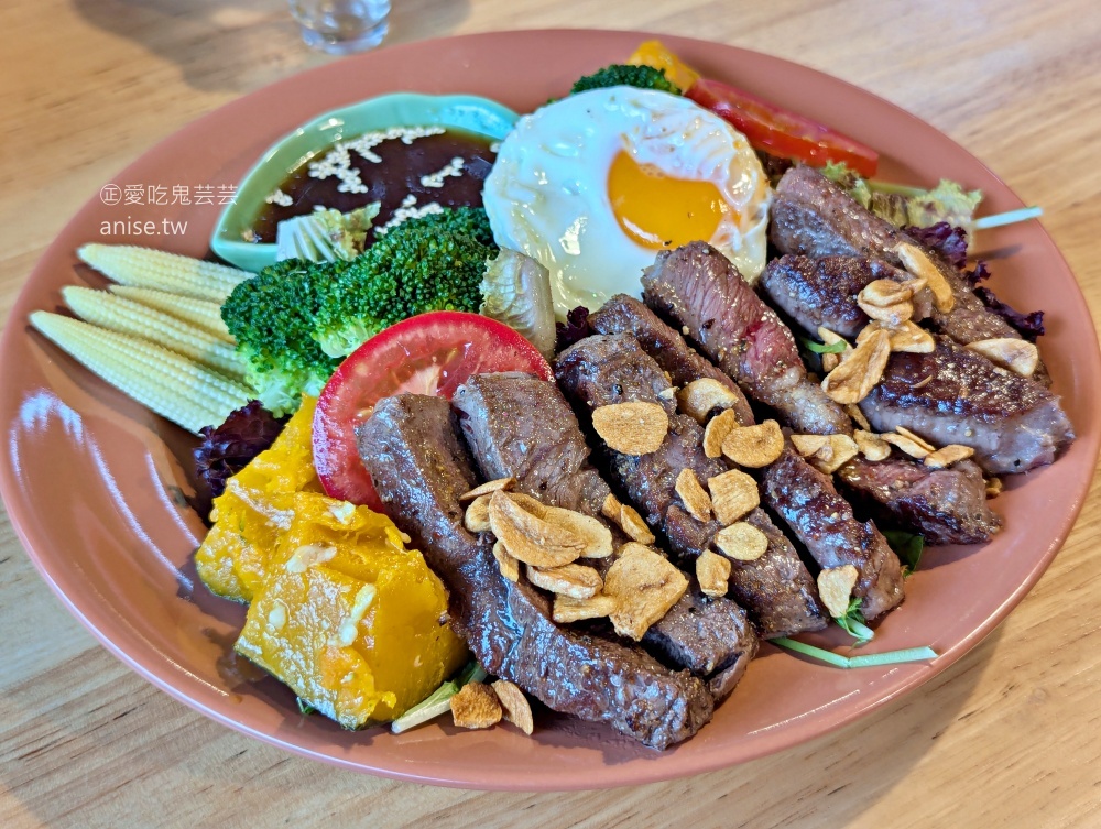 無聊秘境，超豐盛的波奇碗早午餐用料實在，三峽台七乙線美食(姊姊食記)