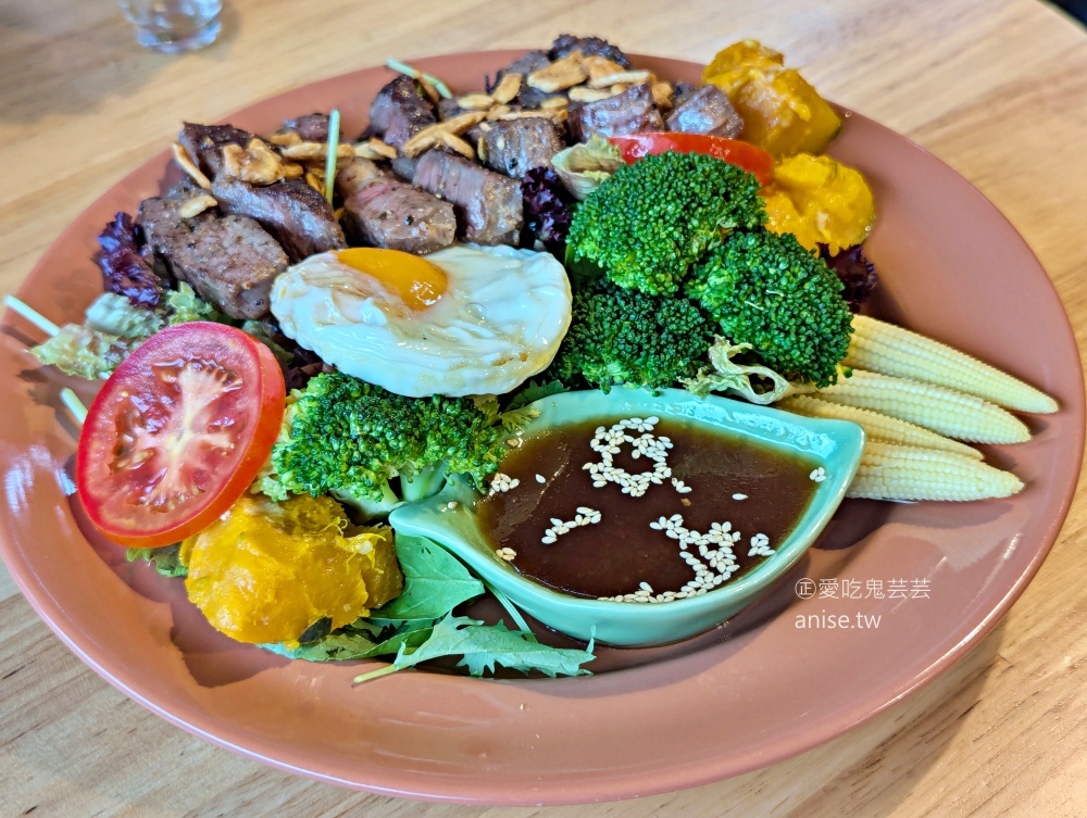 無聊秘境，超豐盛的波奇碗早午餐用料實在，三峽台七乙線美食(姊姊食記)