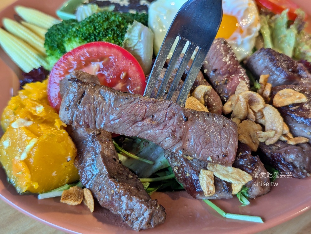 無聊秘境，超豐盛的波奇碗早午餐用料實在，三峽台七乙線美食(姊姊食記)