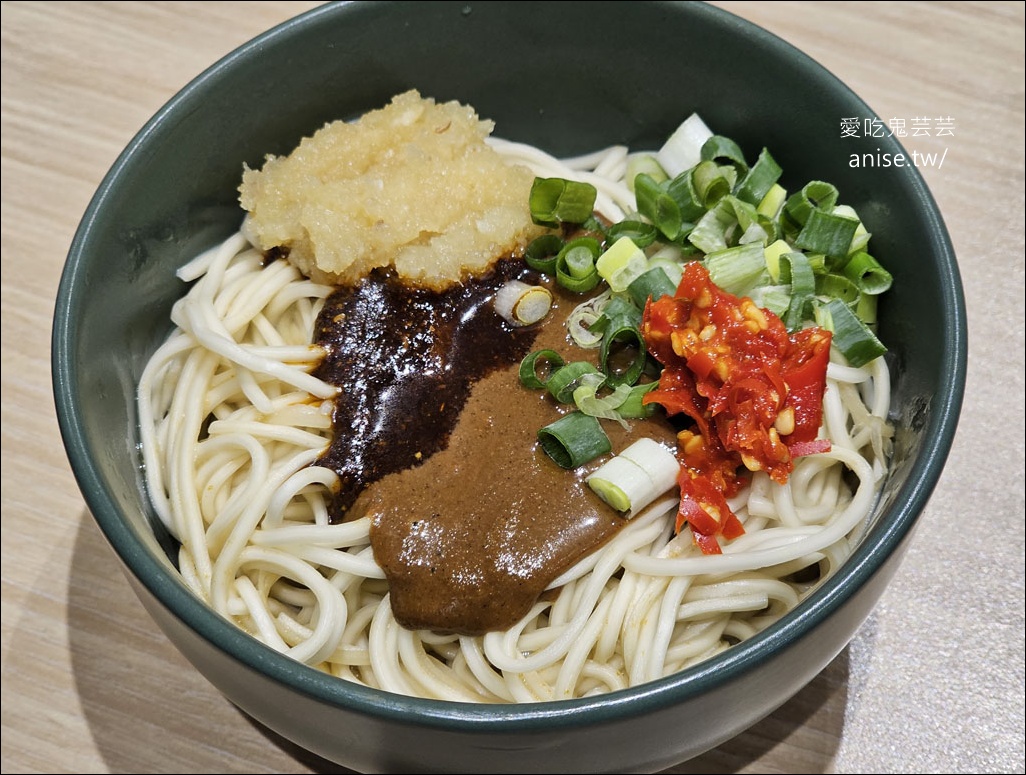 新莊火鍋 | 椪一下個人鴛鴦鍋，蔬菜自助吧，被火鍋耽誤的滷味店 (毆