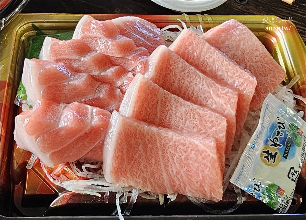 糸滿魚市場@沖繩海鮮，各式各樣海鮮，瘋狂拿是不用錢逆？