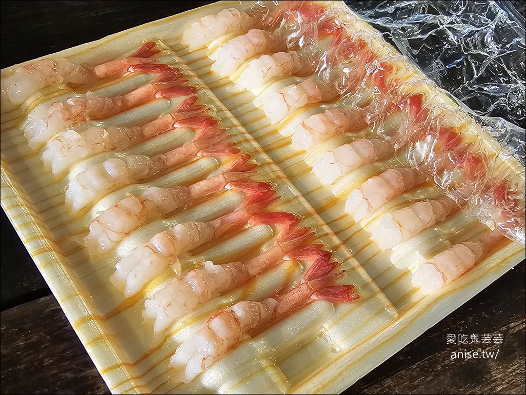 糸滿魚市場@沖繩海鮮，各式各樣海鮮，瘋狂拿是不用錢逆？