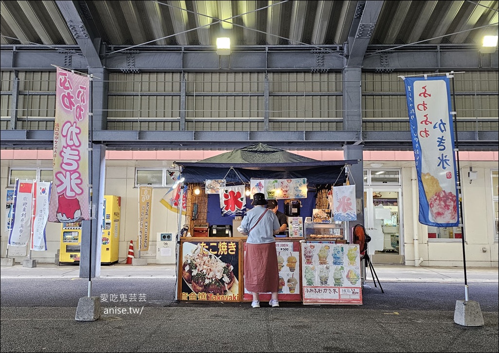 糸滿魚市場@沖繩海鮮，各式各樣海鮮，瘋狂拿是不用錢逆？