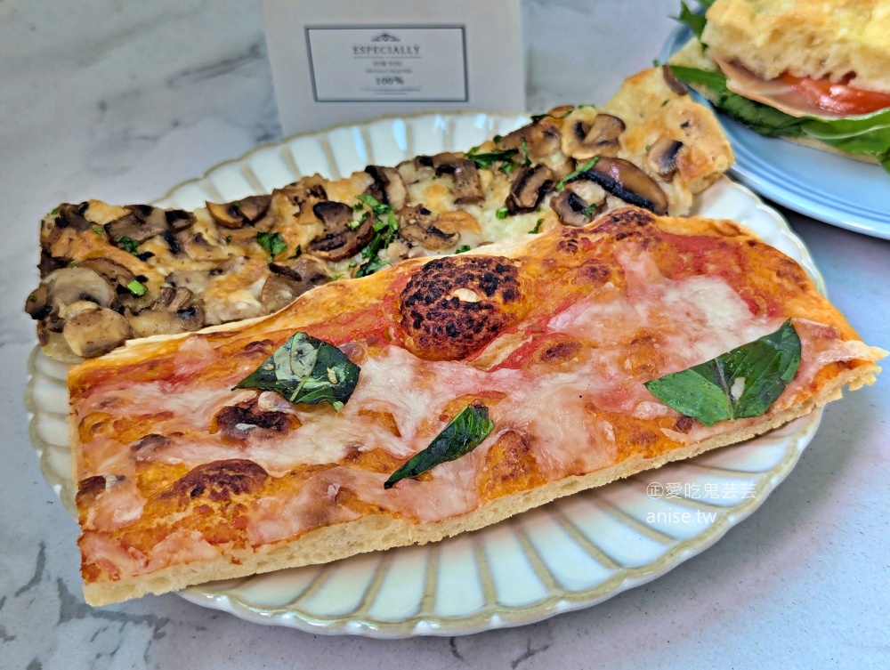 Pizza power，貌不驚人的香腸披薩卻是意外的好吃，中和廟口美食(姊姊食記)