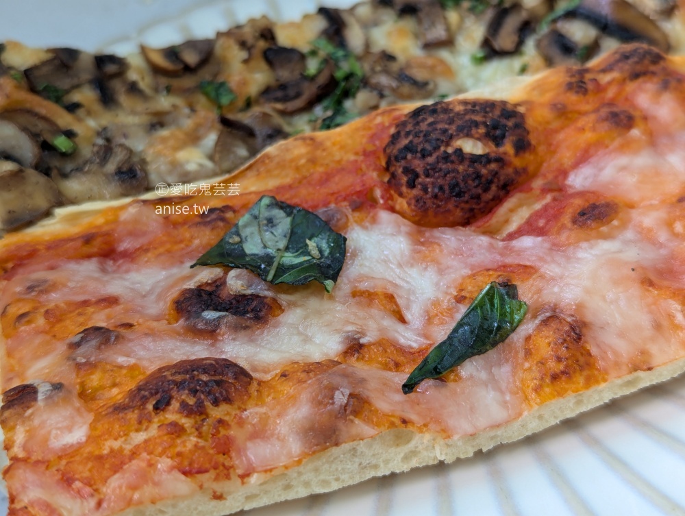 Pizza power，貌不驚人的香腸披薩卻是意外的好吃，中和廟口美食(姊姊食記)