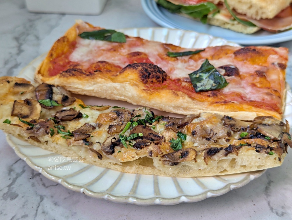 Pizza power，貌不驚人的香腸披薩卻是意外的好吃，中和廟口美食(姊姊食記)