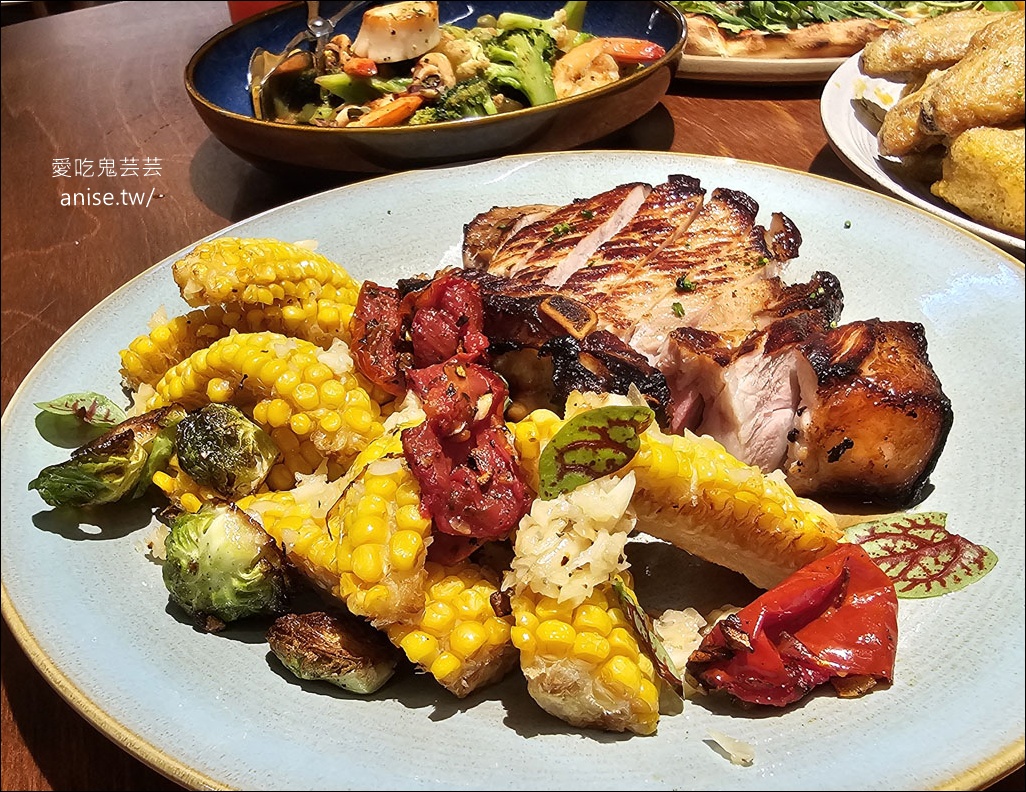 GumGum EGG -剛剛小巨蛋，啤酒雞翅專門店