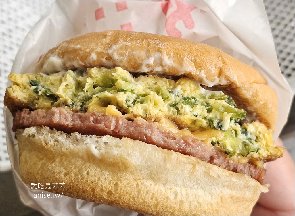 沖繩苦瓜漢堡JEF Burger豐見城，超特別的沖繩滋味兒 @愛吃鬼芸芸