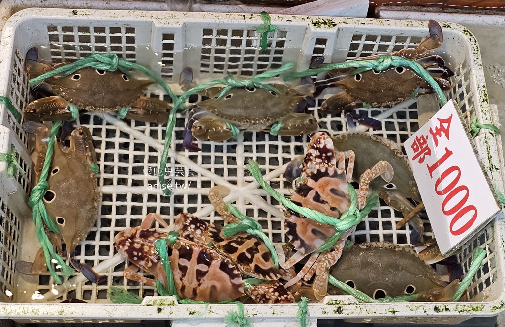 龜吼漁港漁夫市集 | 一樓買海鮮、二樓熱炒+代客料理，用餐區無敵海景太厲害！
