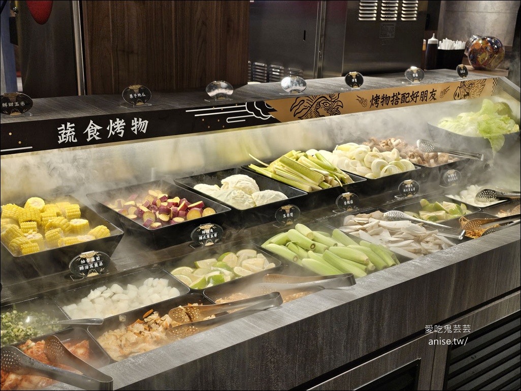 肉次方 燒肉放題 | 燒肉店也有壽喜燒吃到飽？還添加貴族糖果金平糖，原塊牛排務必吃好吃滿！