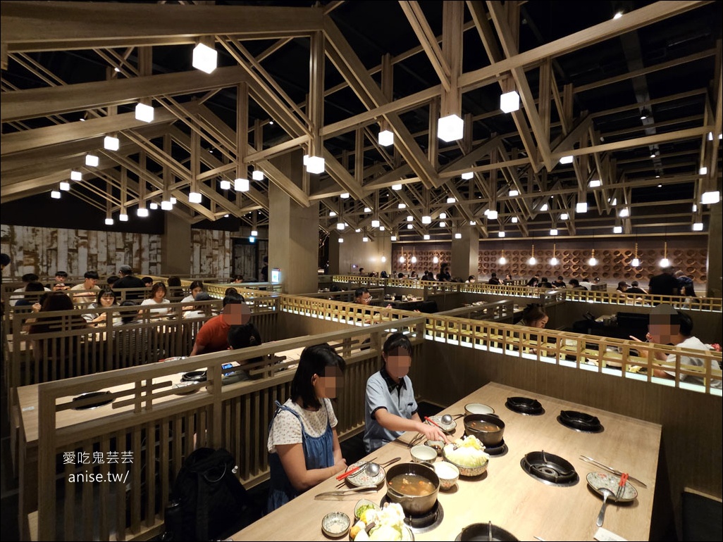 台中火鍋 | 湯棧中清店，冷藏肉鍋物專賣店，湯底有雞肉耶！