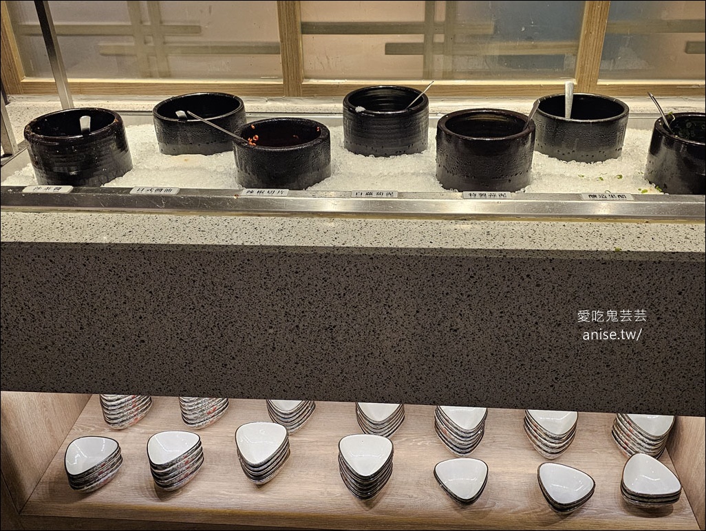 台中火鍋 | 湯棧中清店，冷藏肉鍋物專賣店，湯底有雞肉耶！