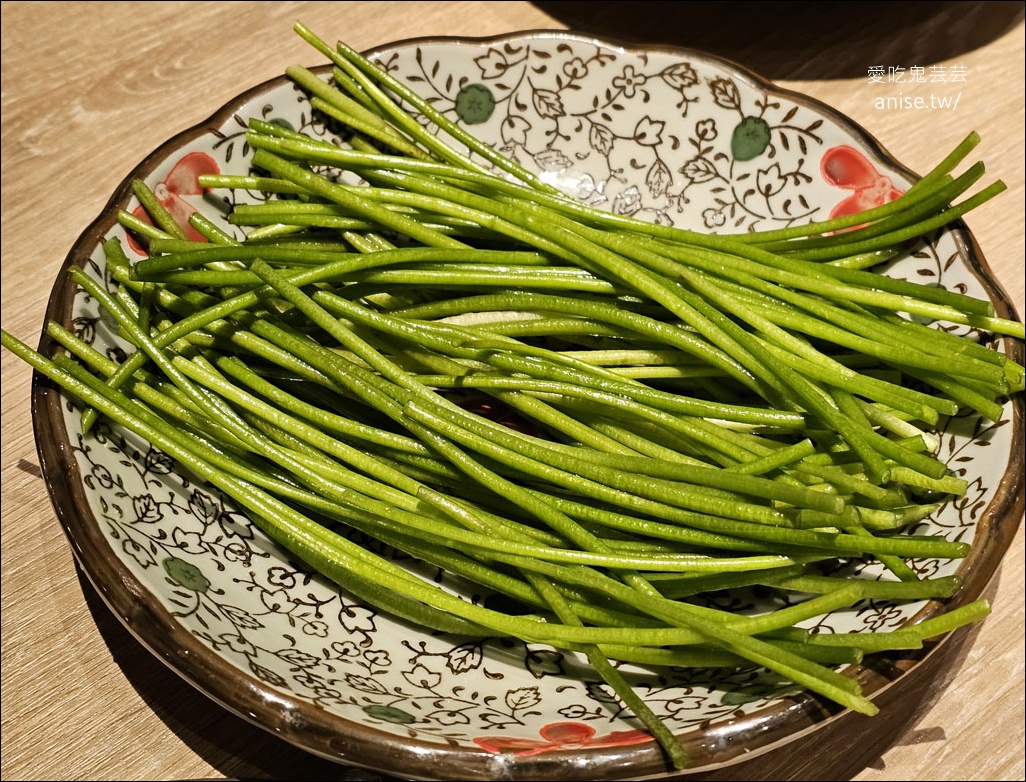 台中火鍋 | 湯棧中清店，冷藏肉鍋物專賣店，湯底有雞肉耶！
