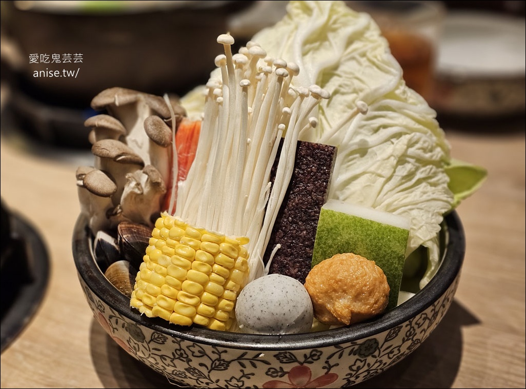 台中火鍋 | 湯棧中清店，冷藏肉鍋物專賣店，湯底有雞肉耶！