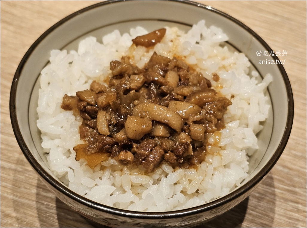 台中火鍋 | 湯棧中清店，冷藏肉鍋物專賣店，湯底有雞肉耶！