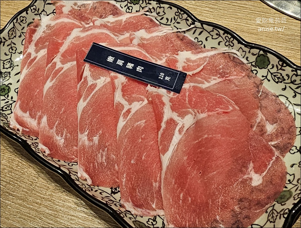 台中火鍋 | 湯棧中清店，冷藏肉鍋物專賣店，湯底有雞肉耶！