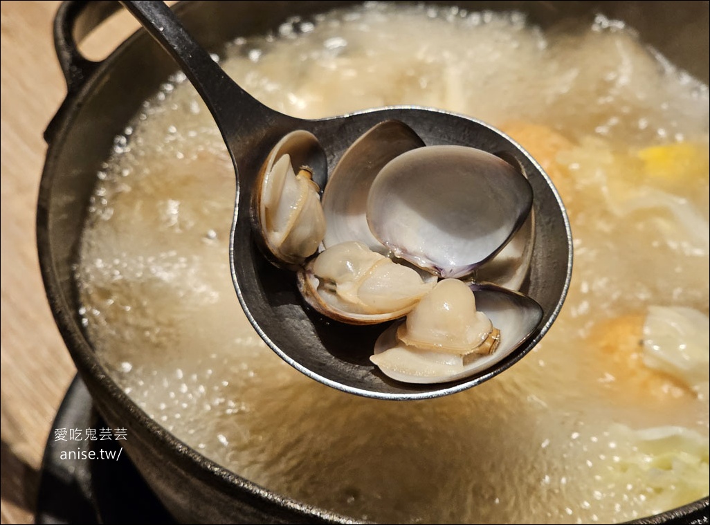 台中火鍋 | 湯棧中清店，冷藏肉鍋物專賣店，湯底有雞肉耶！
