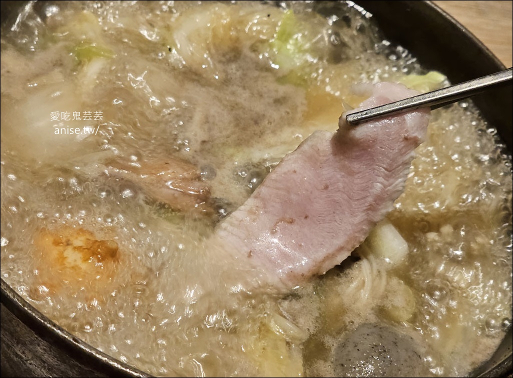 台中火鍋 | 湯棧中清店，冷藏肉鍋物專賣店，湯底有雞肉耶！