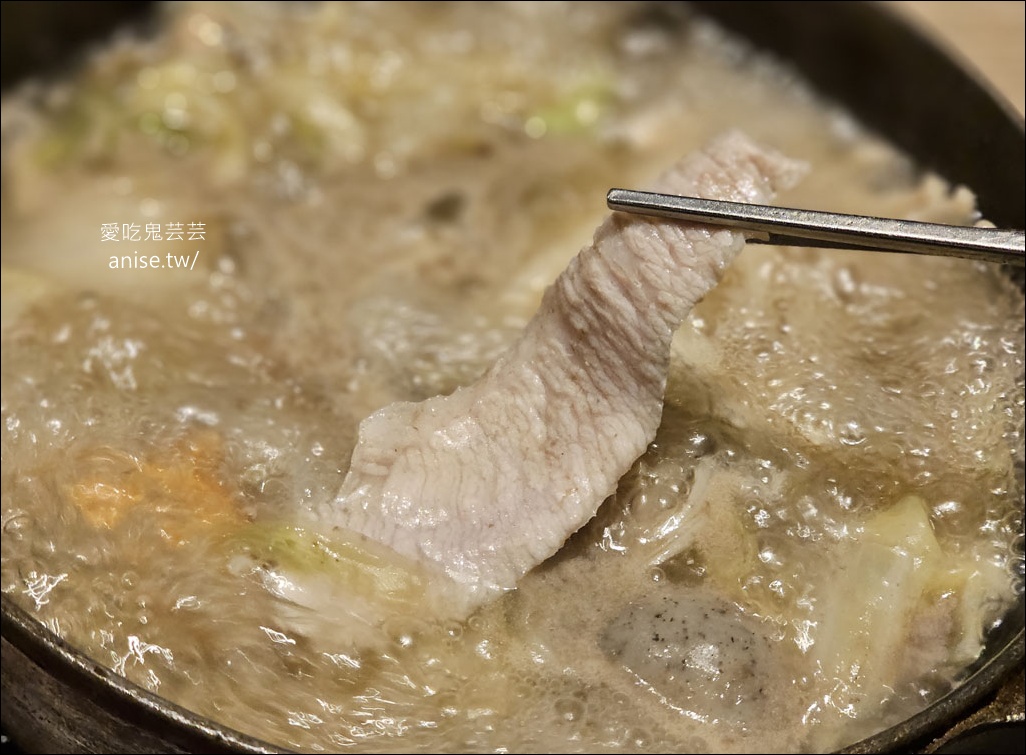 台中火鍋 | 湯棧中清店，冷藏肉鍋物專賣店，湯底有雞肉耶！